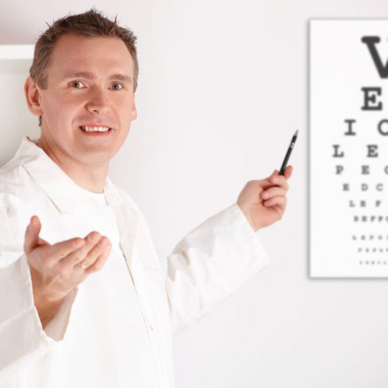 badanie wzroku (tablica Snellena)